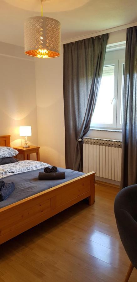 Apartments And Rooms Kristina Dreznik Grad ภายนอก รูปภาพ